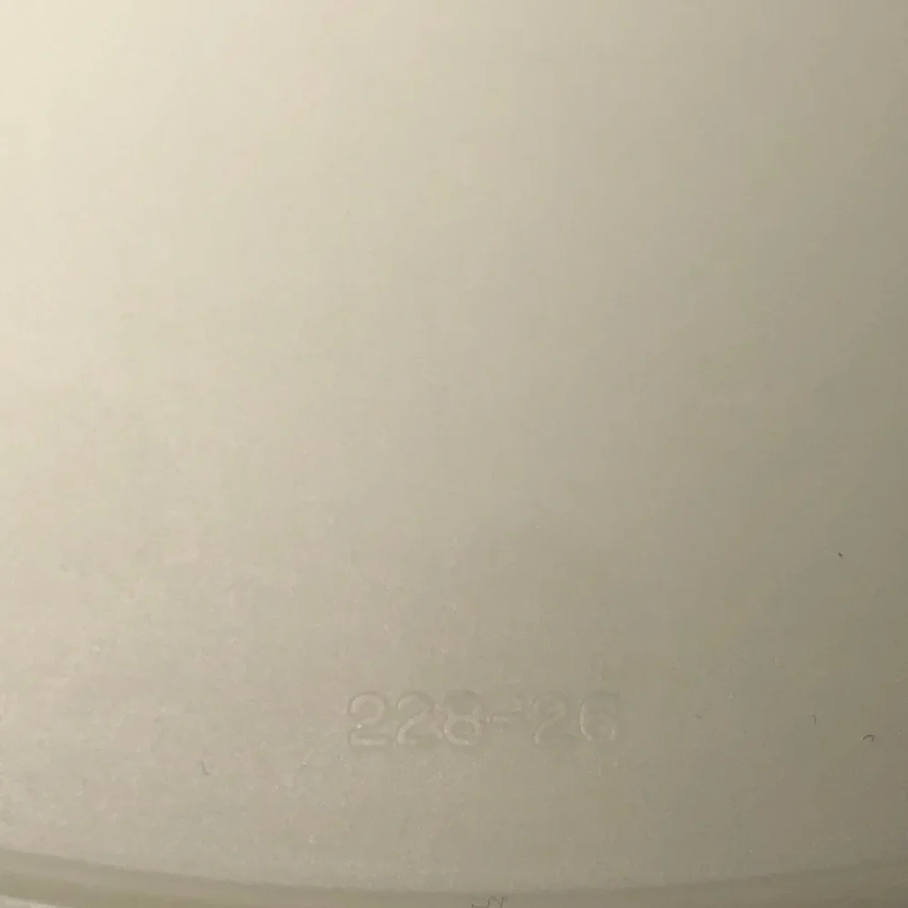 Vintage Tupperware 271-9 Mixing Bowl Sheer White Sheer Lid 228-26 Tab X